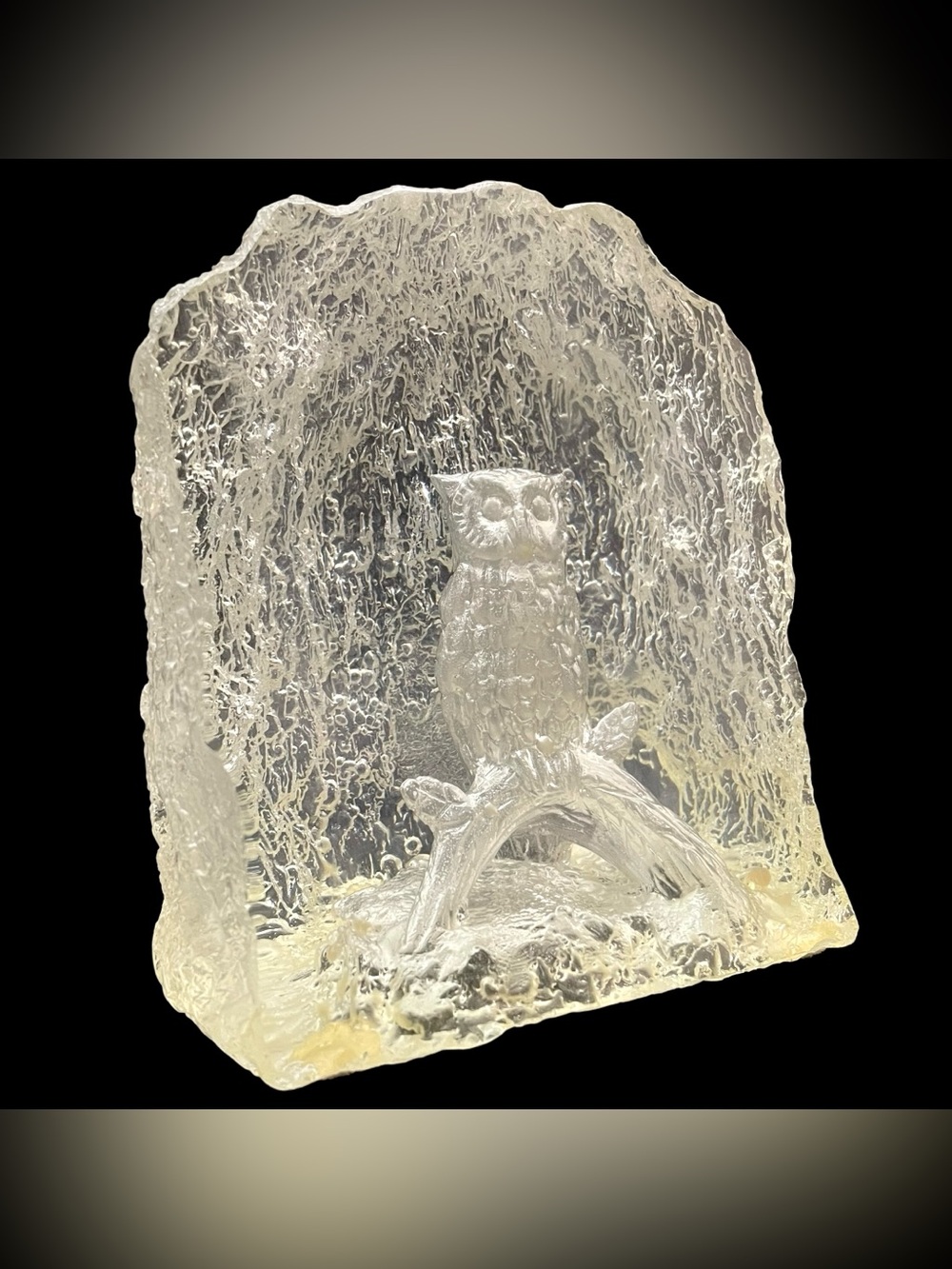 Vintage 1960s Augustin Signed Reverse-Carved Lucite Block Sculpture Perched Owl